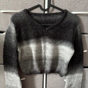 Gradient cropped jumper